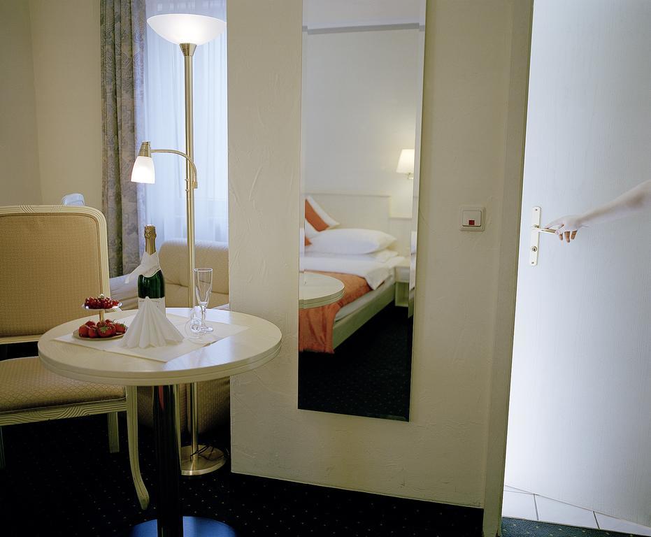 Hotel Dalberg อาชาฟเฟนบวร์ก ห้อง รูปภาพ
