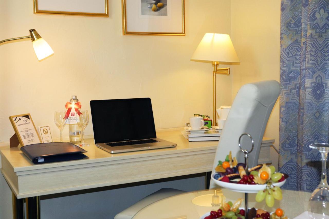 Hotel Dalberg อาชาฟเฟนบวร์ก ภายนอก รูปภาพ