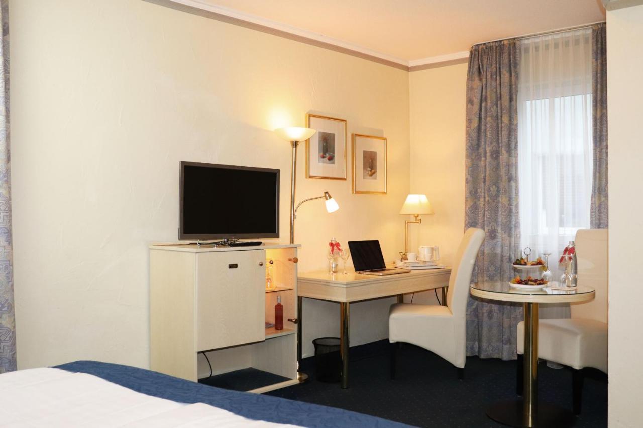 Hotel Dalberg อาชาฟเฟนบวร์ก ภายนอก รูปภาพ